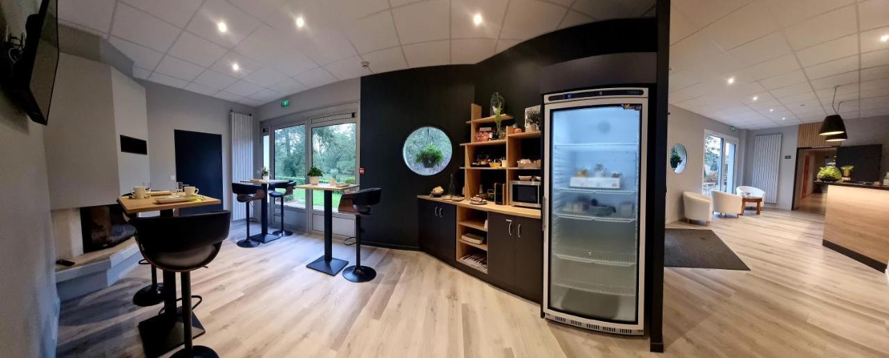 Hotel Pont De Senard Montaigu-Vendee Eksteriør billede